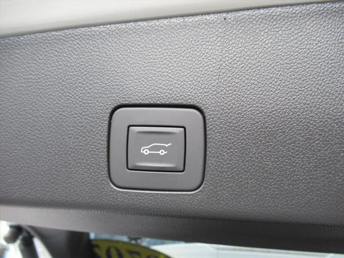 Used 2026 Buick Encore GX Sport Touring w/ Advanced Technology Package FWD image 33