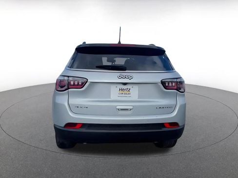 Used 2025 Jeep Compass Limited AWD/4WD image 12