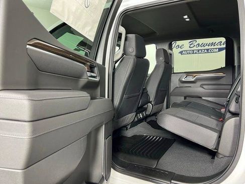 New 2025 Chevrolet Silverado 1500 LT image 15