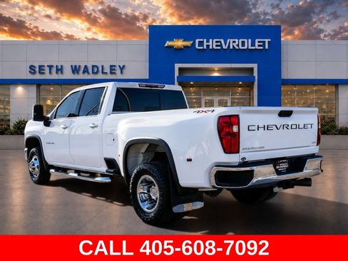 Used 2025 Chevrolet Silverado 3500 LTZ w/ LTZ Convenience Package AWD/4WD image 5