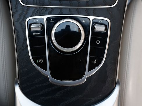 Used 2018 Mercedes-Benz C 300 Coupe image 41