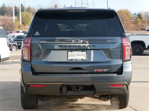 Used 2021 Chevrolet Suburban RST image 6