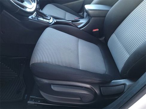 Used 2021 Hyundai Kona SEL image 17