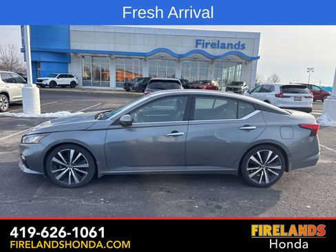 Used 2019 Nissan Altima 2.0 Platinum image 1