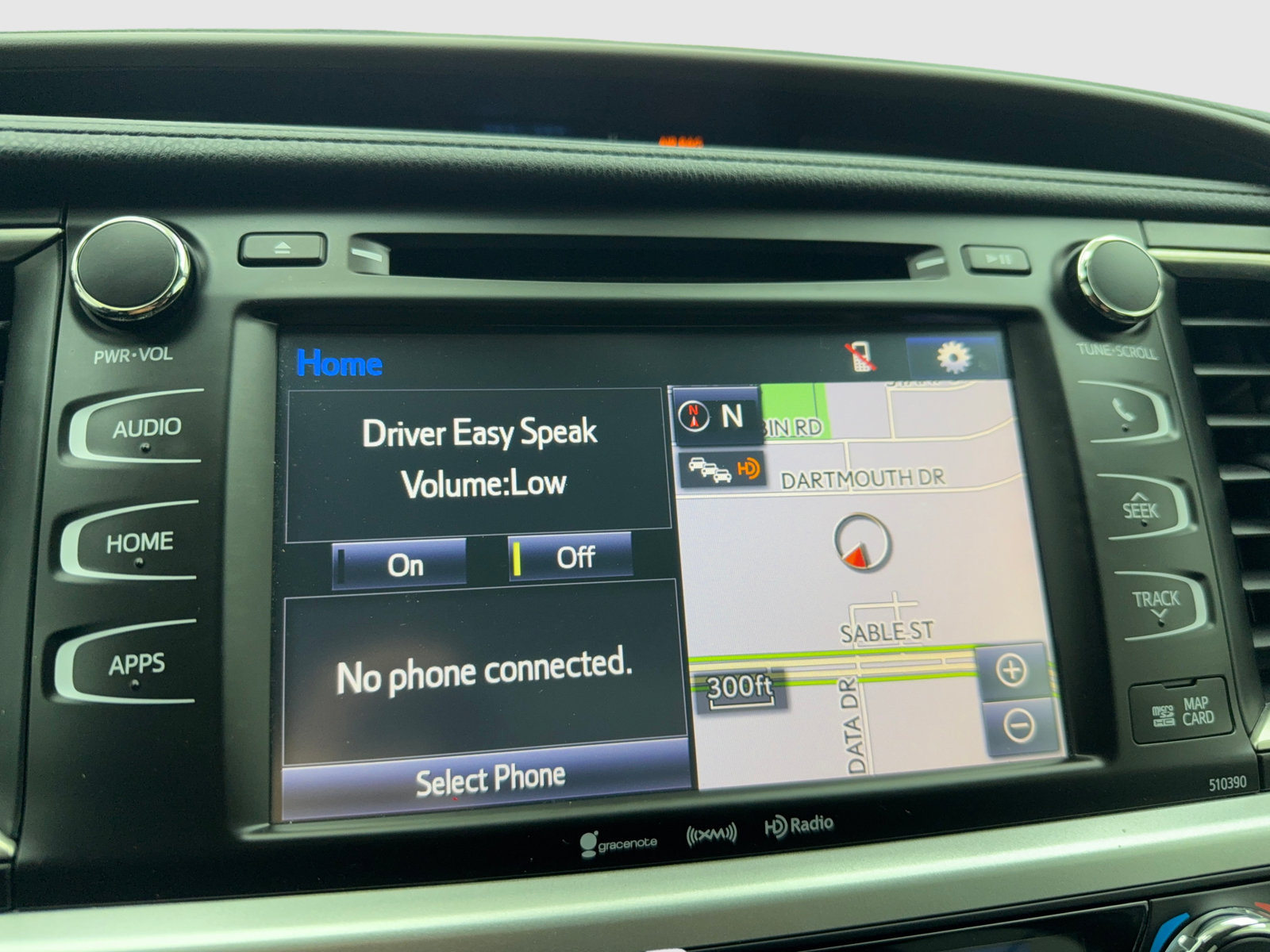 Used 2019 Toyota Highlander XLE AWD/4WD image 15
