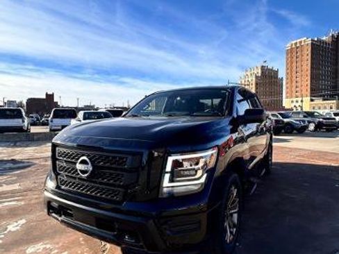 Certified 2024 Nissan Titan SV w/ SV Bronze Edition Package image 1