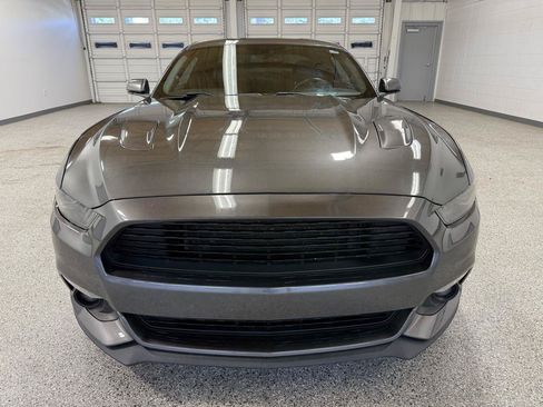 Used 2017 Ford Mustang GT Premium w/ Equipment Group 401A RWD image 3