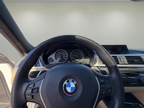 Used 2018 BMW 330i xDrive Sedan image 32