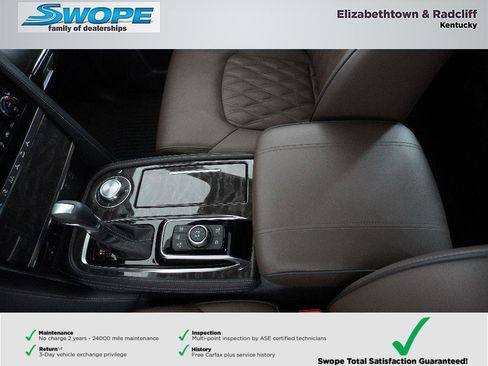 Used 2024 Nissan Armada Platinum w/ Captain's Chairs Package image 27