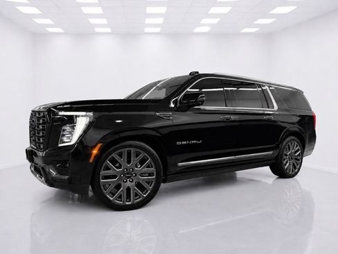 Used 2026 GMC Yukon XL Denali Ultimate AWD/4WD image 9