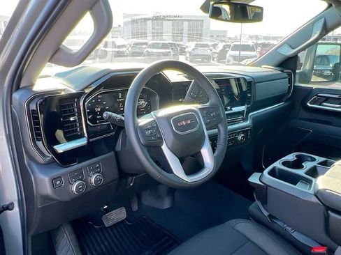 Used 2026 GMC Sierra 2500 SLE w/ SLE Value Package; image 34