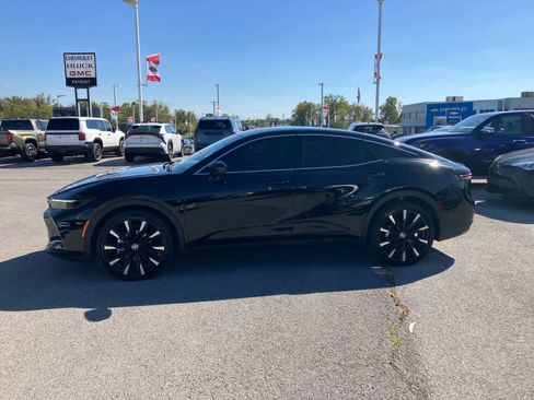 Used 2025 Toyota Crown Platinum image 4