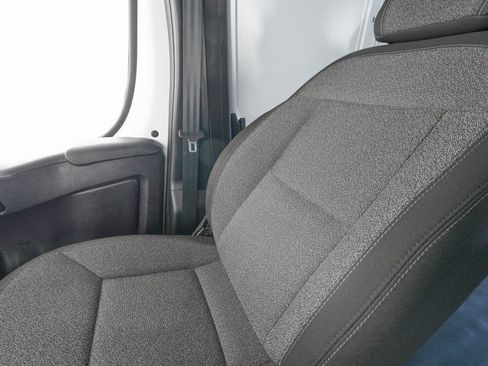 Used 2023 RAM ProMaster 2500 image 19