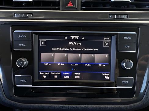 Used 2021 Volkswagen Tiguan S image 11