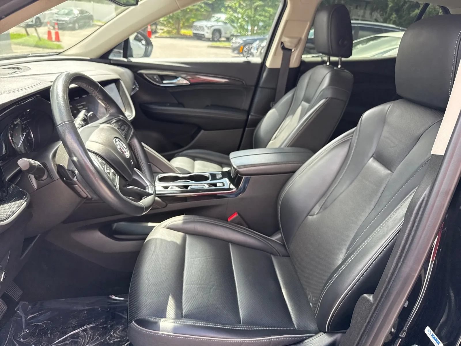 Used 2022 Buick Envision Essence w/ Safety Package FWD image 12
