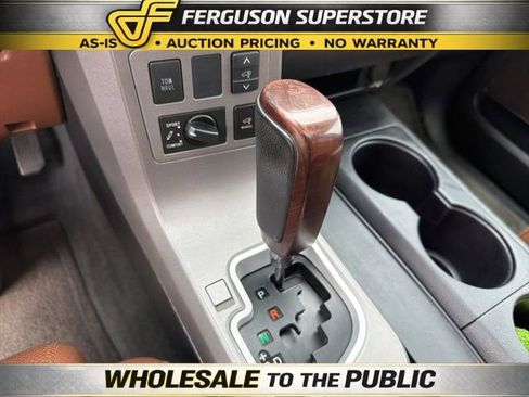 Used 2014 Toyota Sequoia Platinum image 21