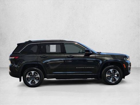 Used 2023 Jeep Grand Cherokee 4WD 4xe w/ Luxury Tech Group II image 4
