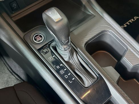 Used 2024 Nissan Sentra S FWD image 23