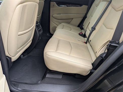 Used 2019 Cadillac XT5 Premium Luxury image 28