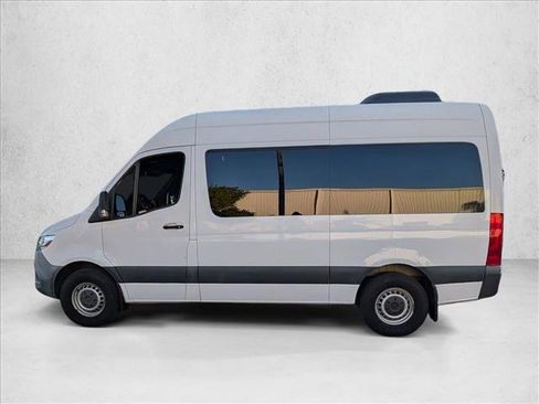 Used 2019 Mercedes-Benz Sprinter 2500 image 8