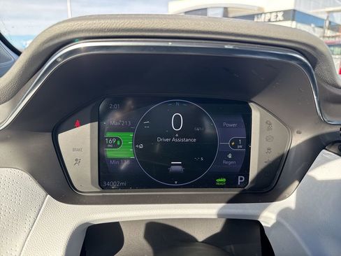 Used 2023 Chevrolet Bolt EUV Premier w/ Super Cruise Package image 24