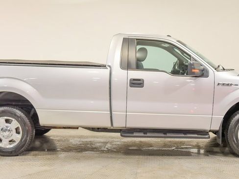Used 2013 Ford F150 XLT w/ Mid Equipment Group image 5