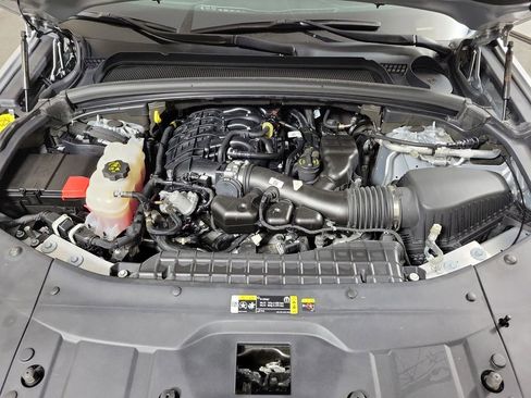 Used 2023 Jeep Grand Cherokee L Laredo image 9