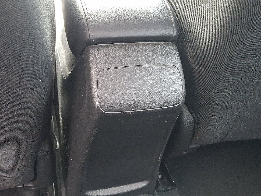 Used 2017 Chevrolet Cruze LS FWD image 11