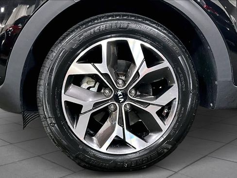 Used 2021 Kia Sportage EX w/ EX Technology Package image 10