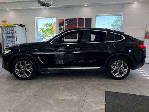 Used 2022 BMW X4 xDrive30i w/ Convenience Package AWD/4WD image 4