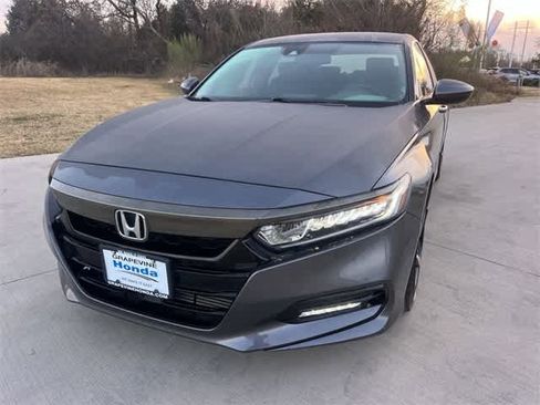 Used 2020 Honda Accord Sport image 2