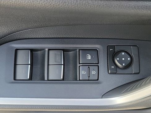 Used 2022 Toyota RAV4 XSE w/ Premium Package AWD/4WD image 25
