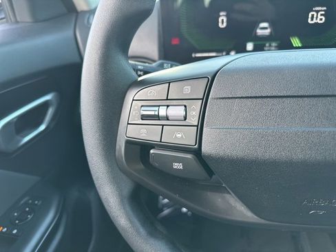 Used 2025 Kia K4 LXS image 21