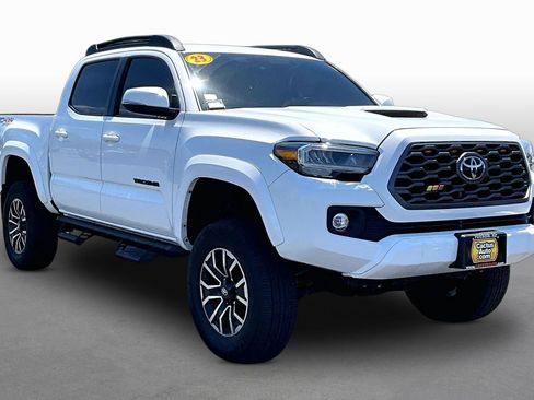 Used 2023 Toyota Tacoma TRD Sport AWD/4WD image 10