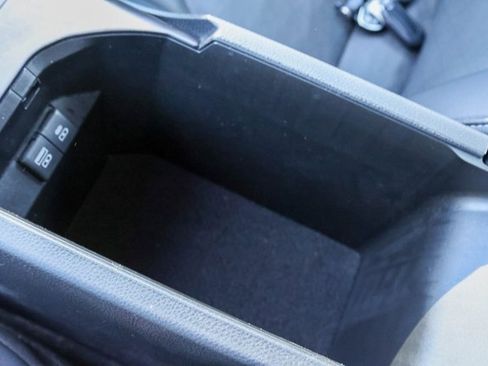 Used 2022 Toyota Camry XSE image 19