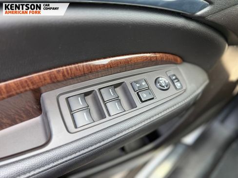 Used 2020 Acura MDX SH-AWD image 23