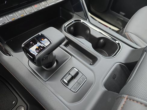 New 2026 GMC Sierra 1500 AT4 w/ AT4 Premium Package AWD/4WD image 21