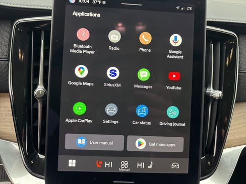 Certified 2025 Volvo XC90 B6 Plus image 26