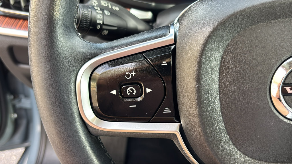 Certified 2024 Volvo S60 B5 Plus w/ Climate Package AWD/4WD image 18
