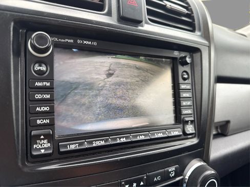 Used 2011 Honda CR-V EX-L image 27