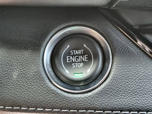 New 2026 Buick Enclave Avenir w/ Super Cruise Package FWD image 17
