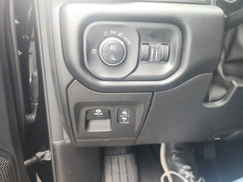 New 2025 RAM 1500 Big Horn image 17