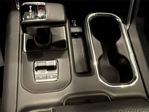 Used 2022 GMC Sierra 1500 Denali w/ Denali Reserve Package image 29