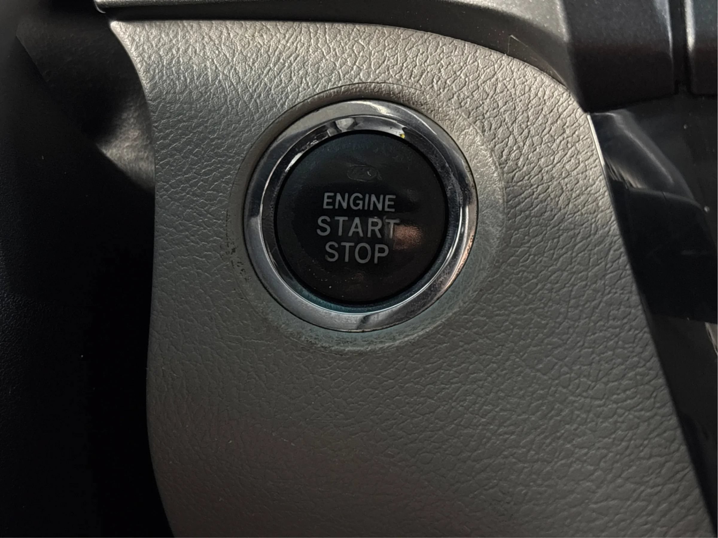 Used 2015 Toyota Sienna XLE w/ XLE Navigation Package AWD/4WD image 38