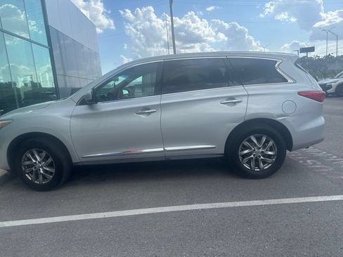 Used 2013 INFINITI JX35 FWD image 2