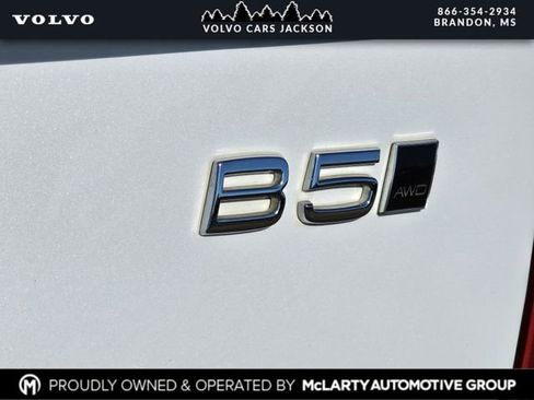 Used 2023 Volvo XC90 B5 Core w/ Protection Package Premier image 35