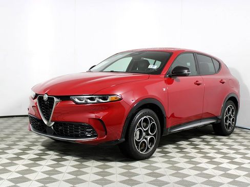 Used 2024 Alfa Romeo Tonale Ti w/ Active Assist Package image 36