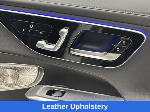 Certified 2024 Mercedes-Benz GLC 300 image 18