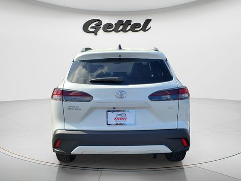 Used 2026 Toyota Corolla Cross LE FWD image 5