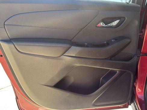 Used 2020 Chevrolet Traverse RS FWD image 40